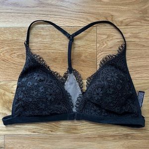 Victoria’s Secret • body by Victoria racerback lace bra